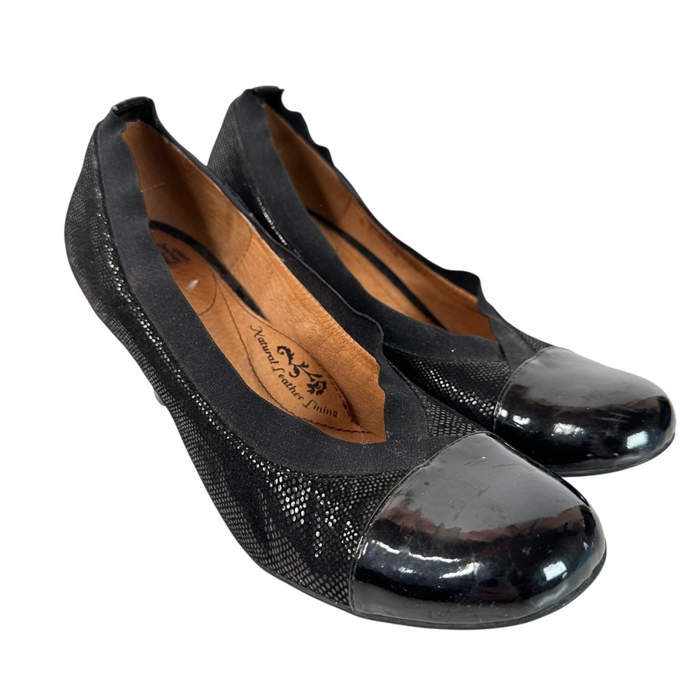 Sofft Black Round Toe Pumps 9.5 Elastic Trim Slip On Heels Office Classic Chic